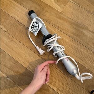 Beachwaver Curling Iron